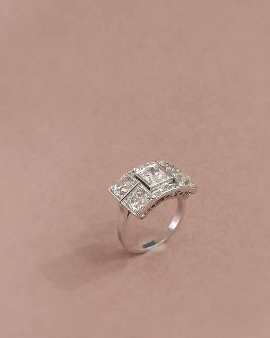 Bague epoque Art Deco diamants or blanc 18K