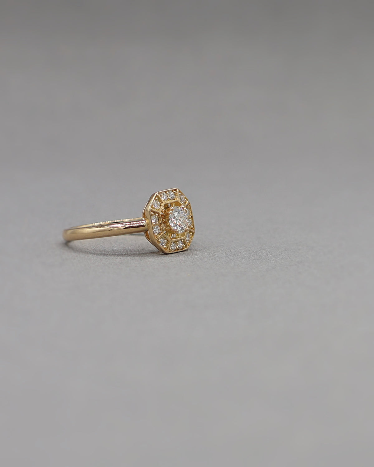 Bague esprit Art Deco or jaune 18K Diamants