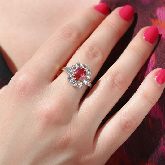 bague marguerite saphir pêche entourage diamants