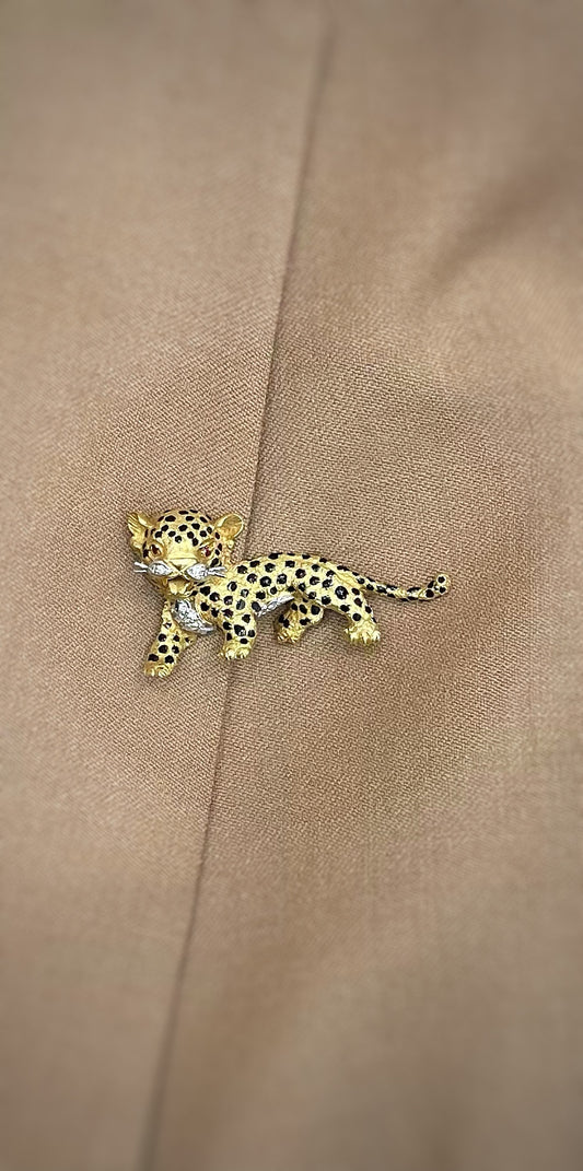 Broche ancienne leopard or jaune 18K diamants et rubis
