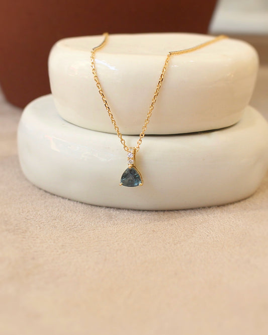 collier pendentif saphir teal et diamants
