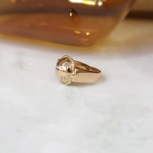 Bague dome en or rose et diamants en serti étoilé-bague ancienne dite bague tank