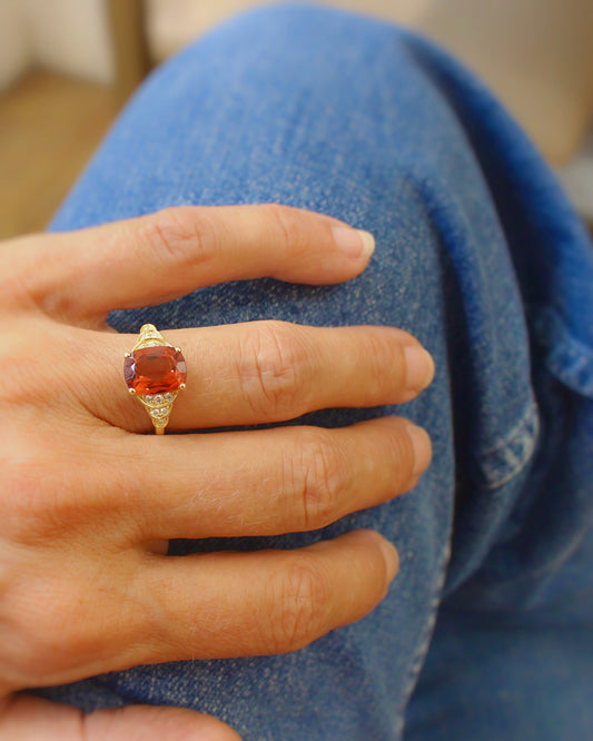 bague pour femme - grenat spéssartite et diamants - monture en or jaune- style Art Déco-