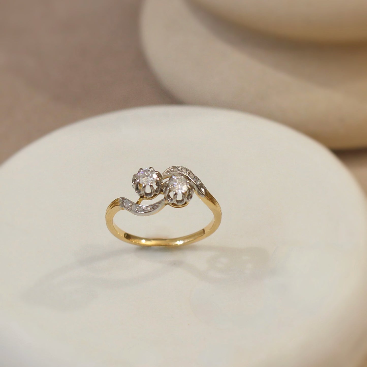 bague toi et moi diamants-bijou ancien en or jaune et platine