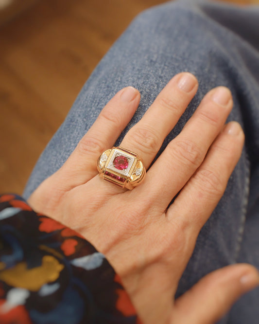 Bague Tank Rubis de synthèse et diamants