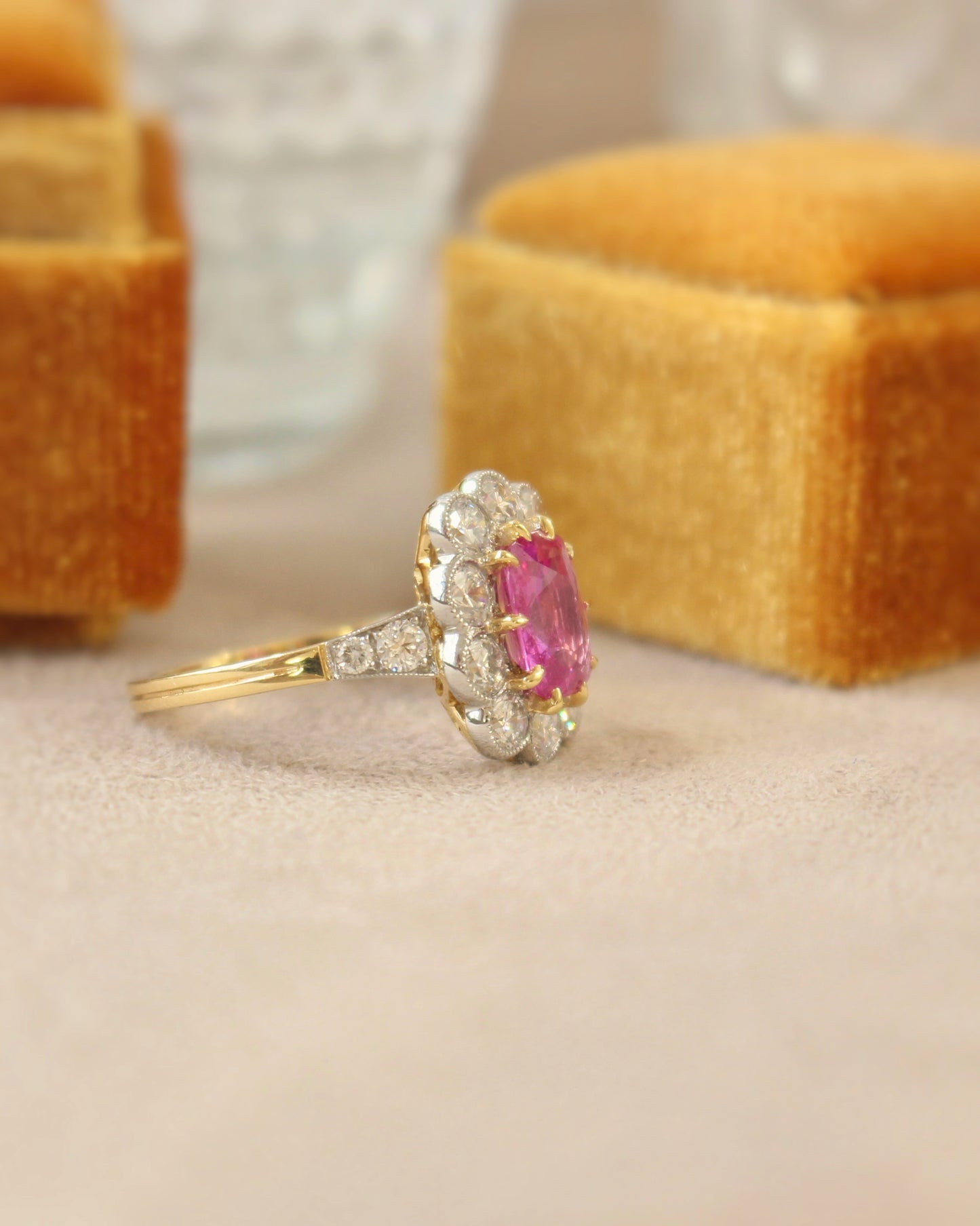 Bague marguerite Saphir rose