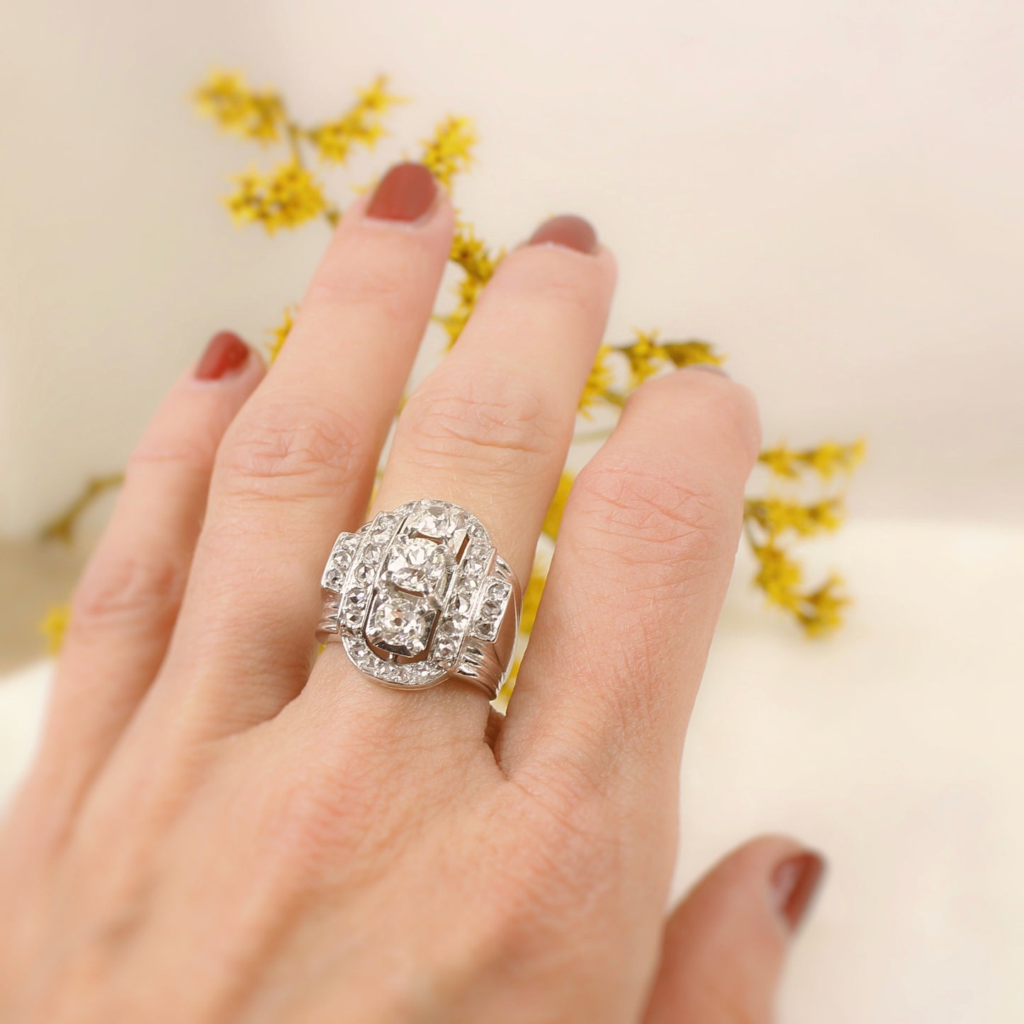 BagueTankanciennedessinArtDecoavecdiamantssertissurorblanc