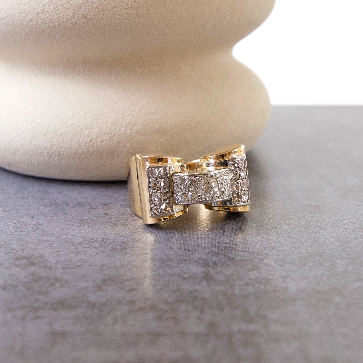 bague tank vers 1940 en or jaune et diamants