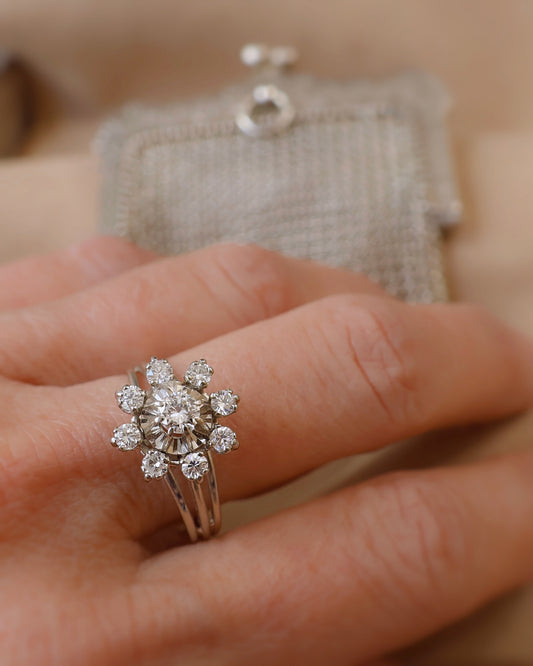 Bague ancienne marguerite diamants or 18K