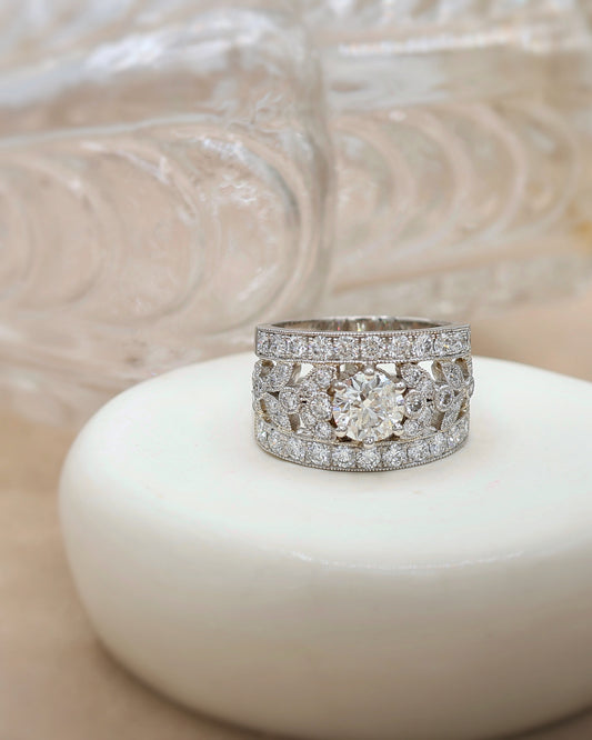 Bague bandeau platine et diamants