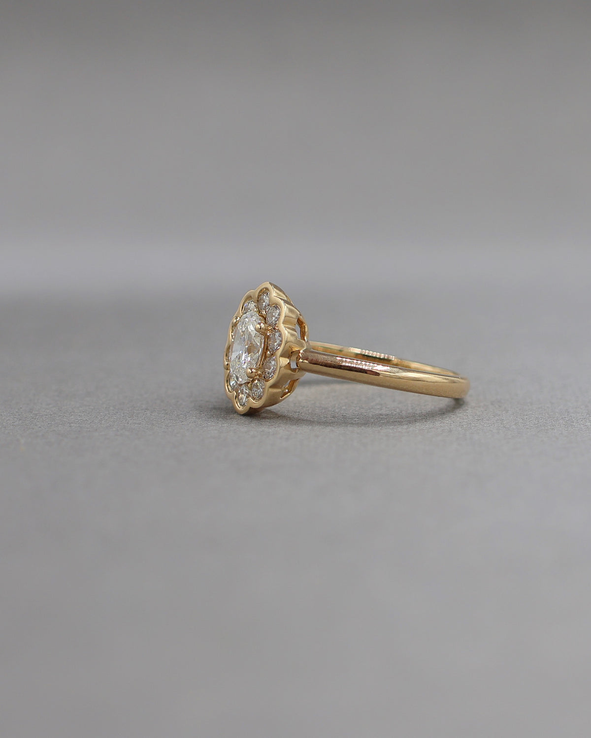 Bague marguerite diamants or jaune 18K