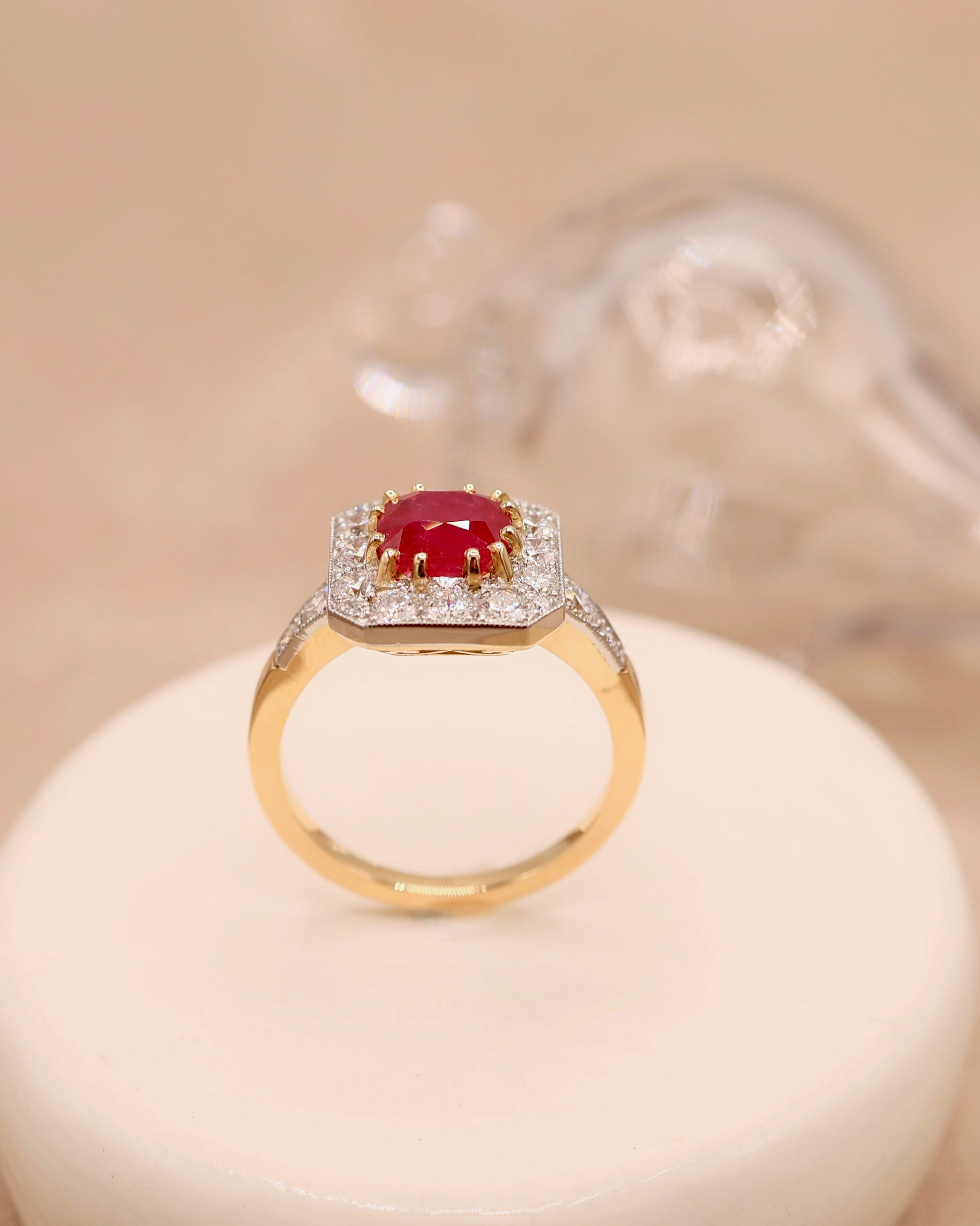 Bague rubis et diamants or jaune 18K