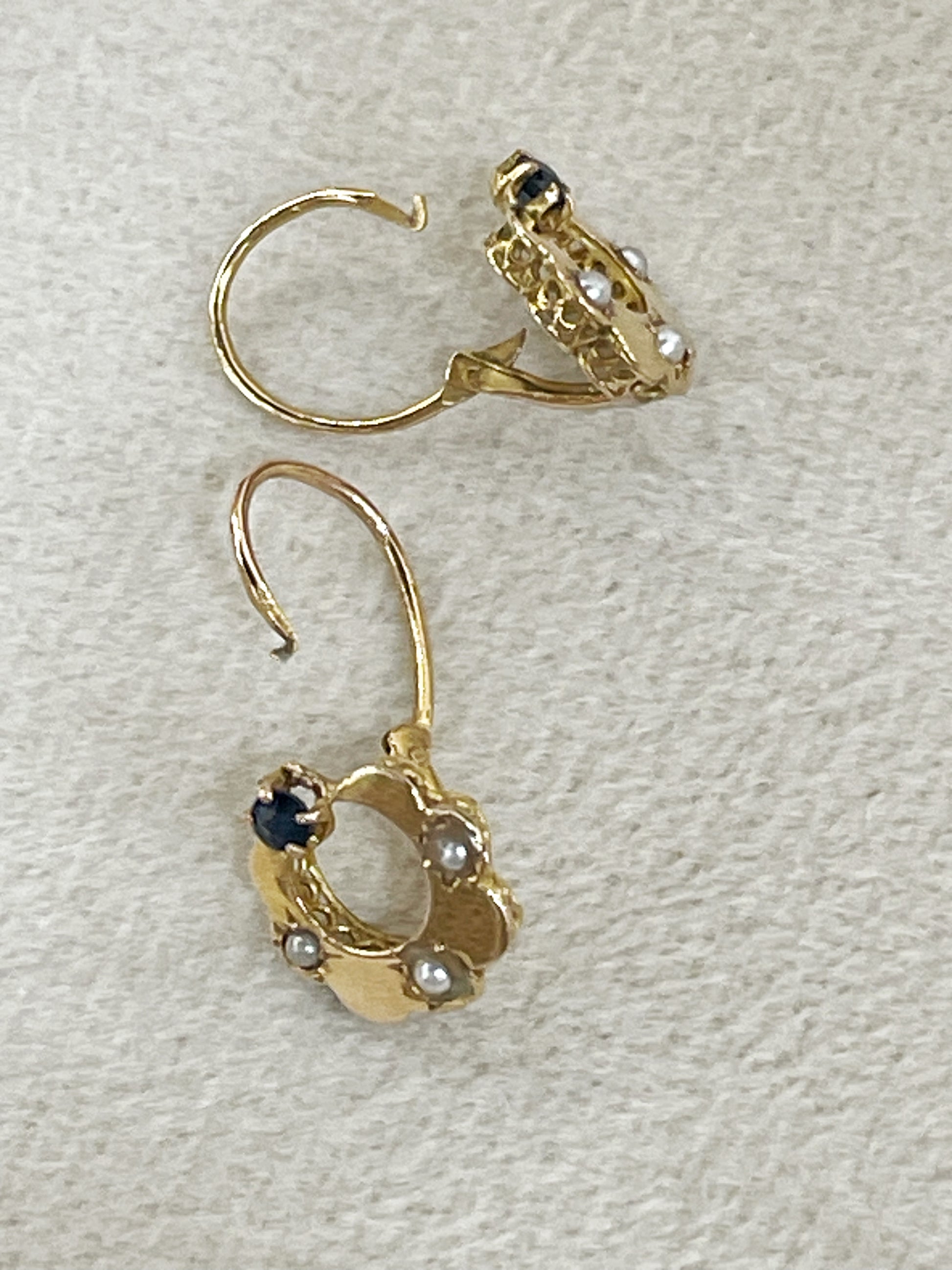 Boucles d'oreilles vintage perles fines or jaune 18K
