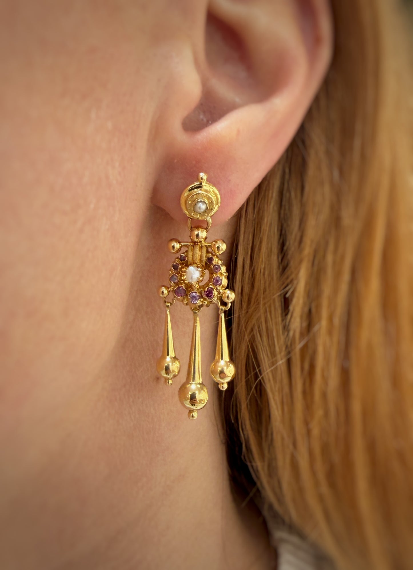 Boucles d'oreilles anciennes perles et saphir 