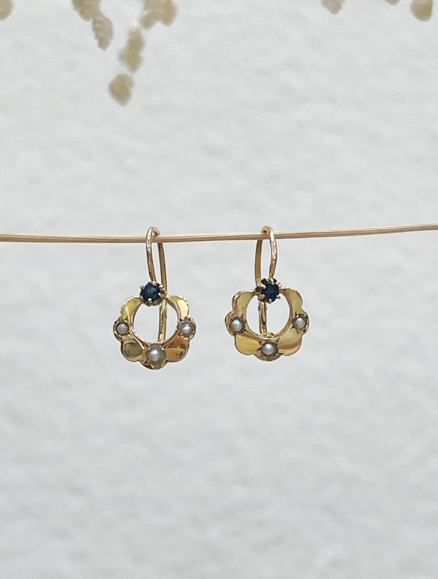 Boucles d'oreilles anciennes perles fines