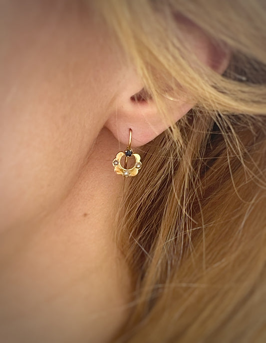 Boucles d'oreilles dormeuses vintage or jaune 18K