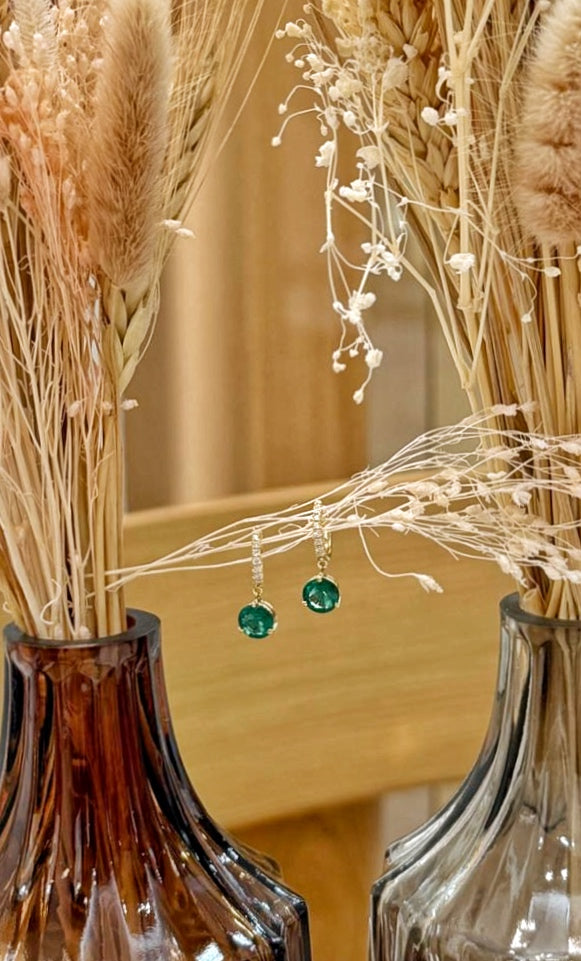Boucles d'oreilles emeraudes et diamants 