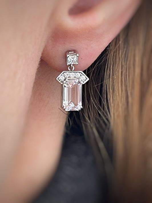 Boucles d'oreilles inspiration Art déco or blanc 18 K morganites diamants