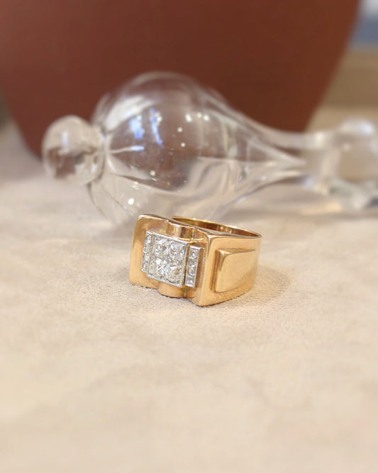 importante bague tank des années 40 en or rose et diamants