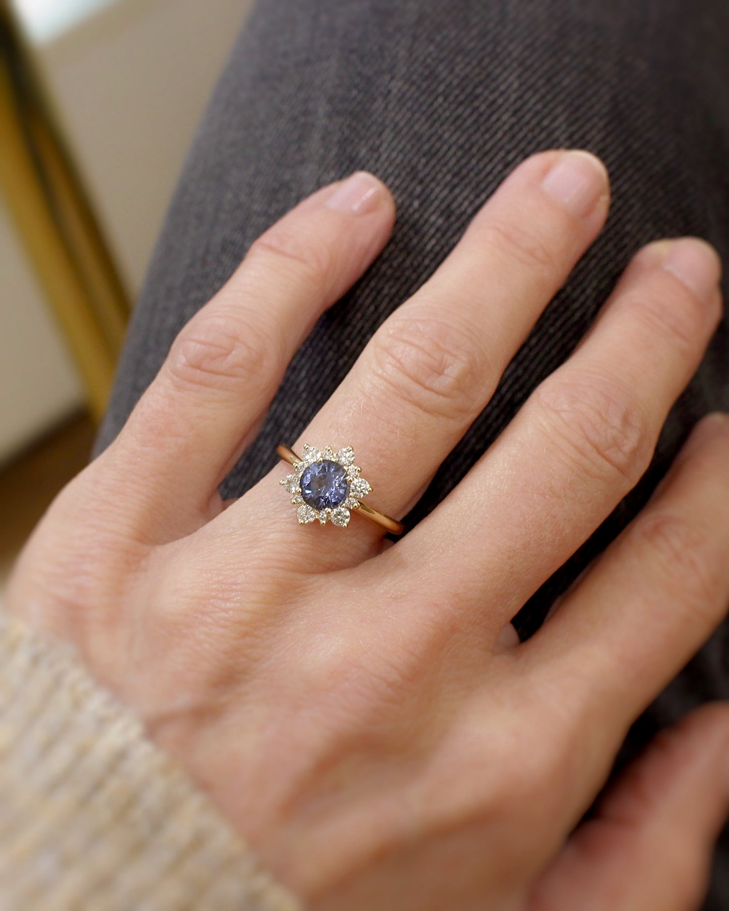 Marguerite spinelle et diamants or jaune 18K