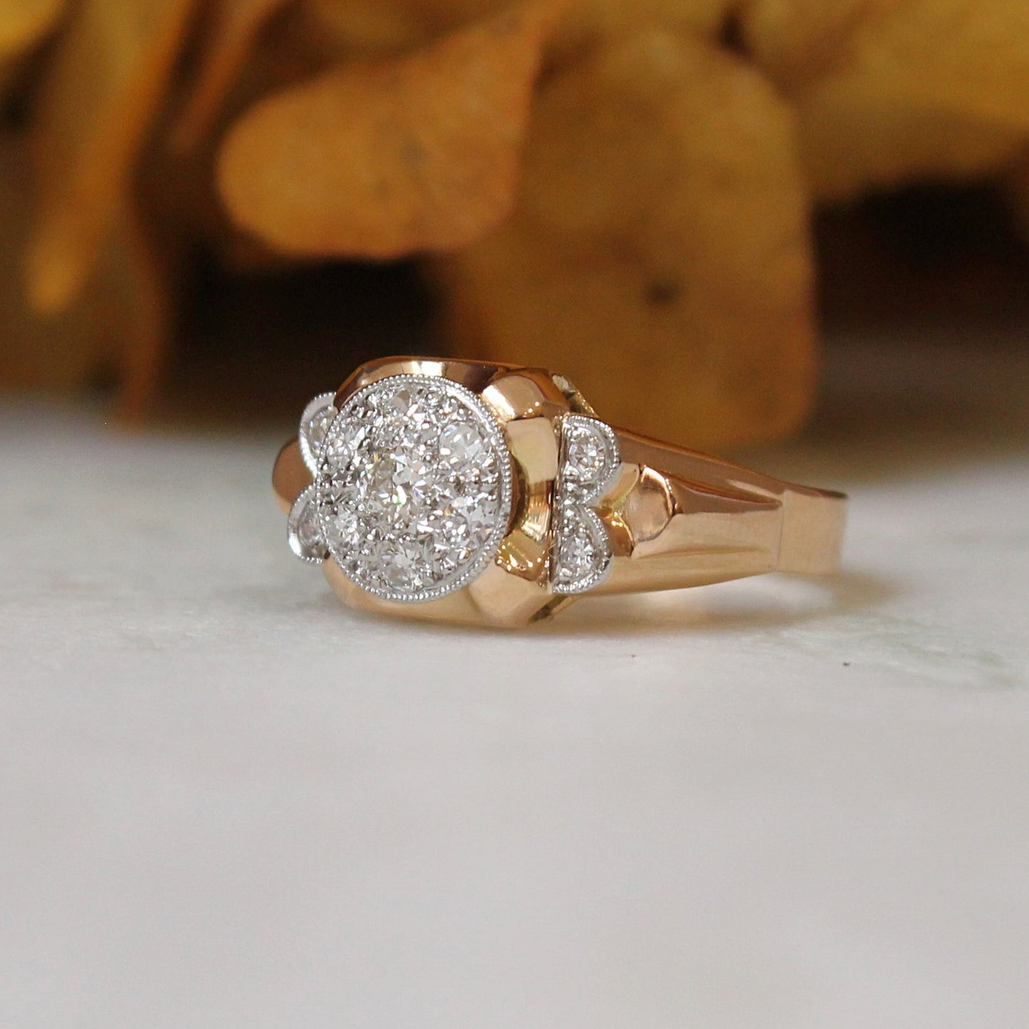 superbe bague tank des années 40- ornée de diamants anciens taille en rose