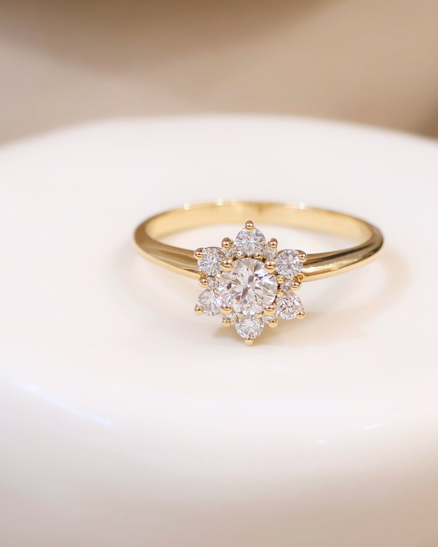 bague de fiançailles diamants-bague marguerite en or jaune 18k