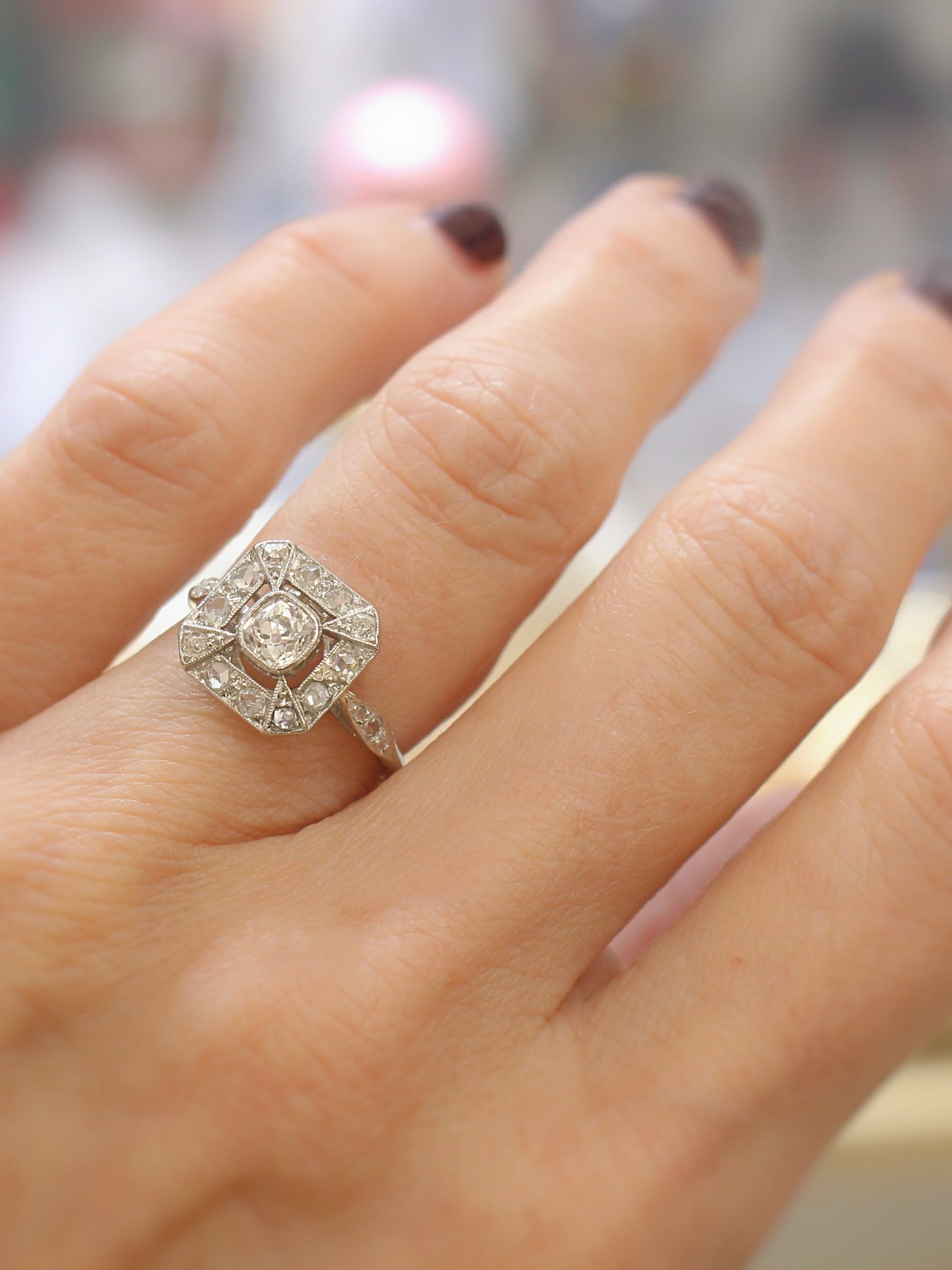 bague ancienne art déco en platine et diamants