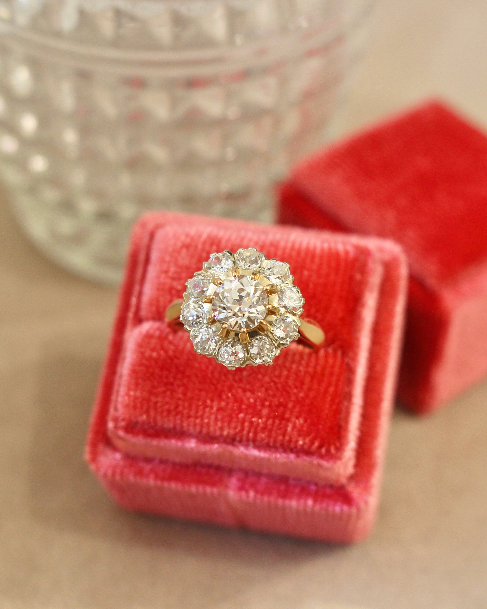 bague ancienne style marguerite - diamants