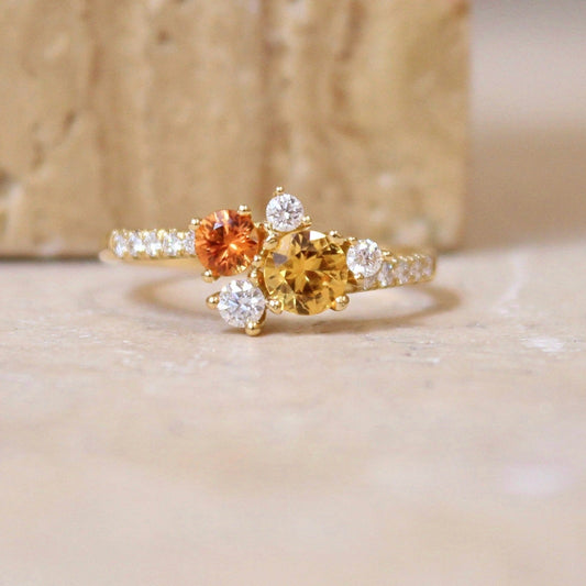 bague bouquet de saphirs et diamants - saphir jaune et saphir orange taille brillant monture en or jaune 18k