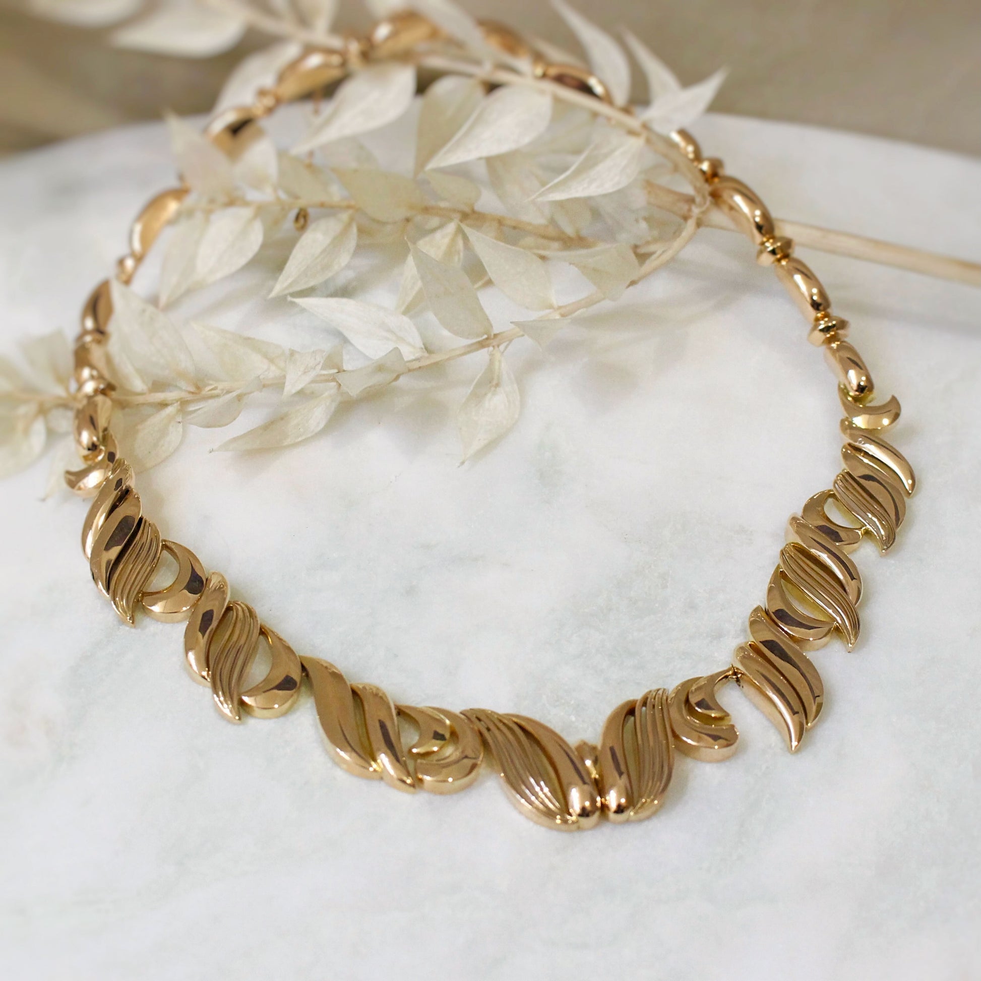 Collier en or rose 18K à motifs de feuillage-collier ancien vers 1950